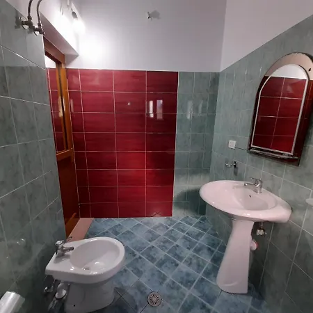 Alyvia Guesthouse كساميل